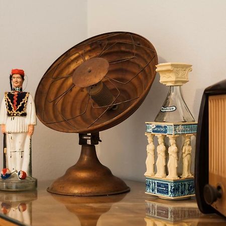 Top-floor Vintage style apartment Athene Buitenkant foto